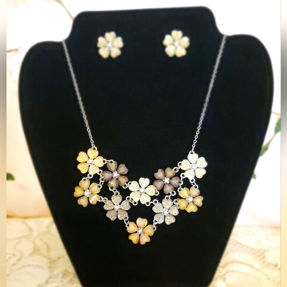 Floral Multi-Color Necklace and Matching Earrings Set